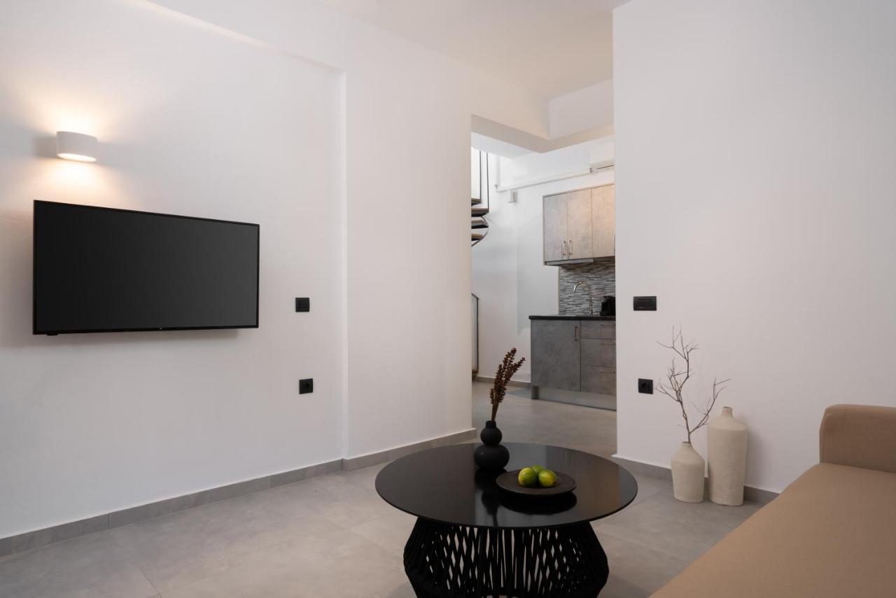 Akri Suites Vourvoúlos 外观 照片